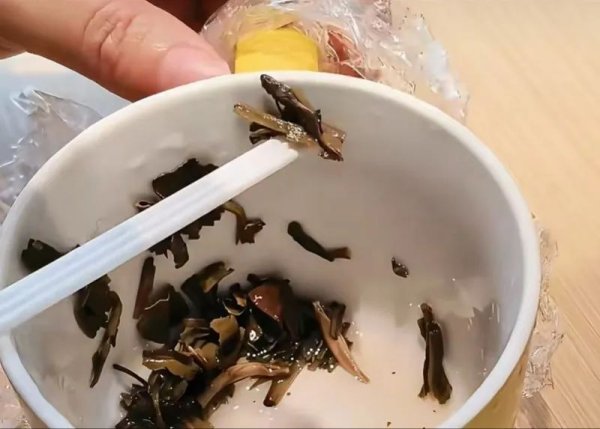 创盈中心 喝出青蛙尸体？奈雪被曝！负责人最新回应